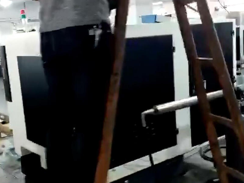 嘉宾：烟雾工作室